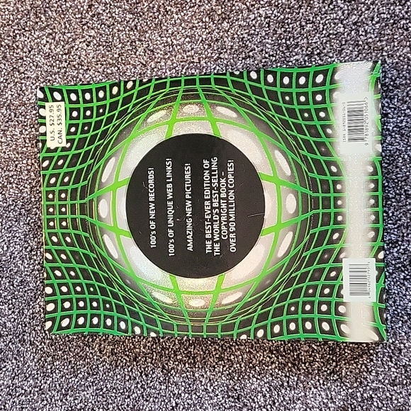 Guinness World Records 2002 Hardcover Book - Picture 3 of 3